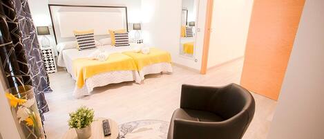 3 chambres, fer et planche à repasser, lit de bébé portatif