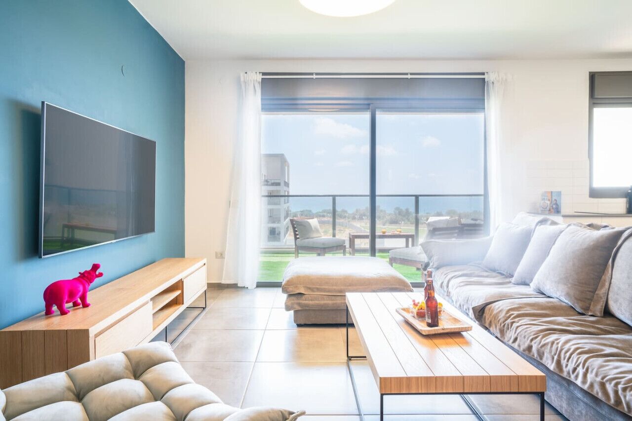 Apartment | Front of property