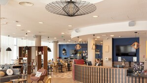 Reception - Appart'City Collection Saint Germain en Laye (Saint-Germain-en-Laye)