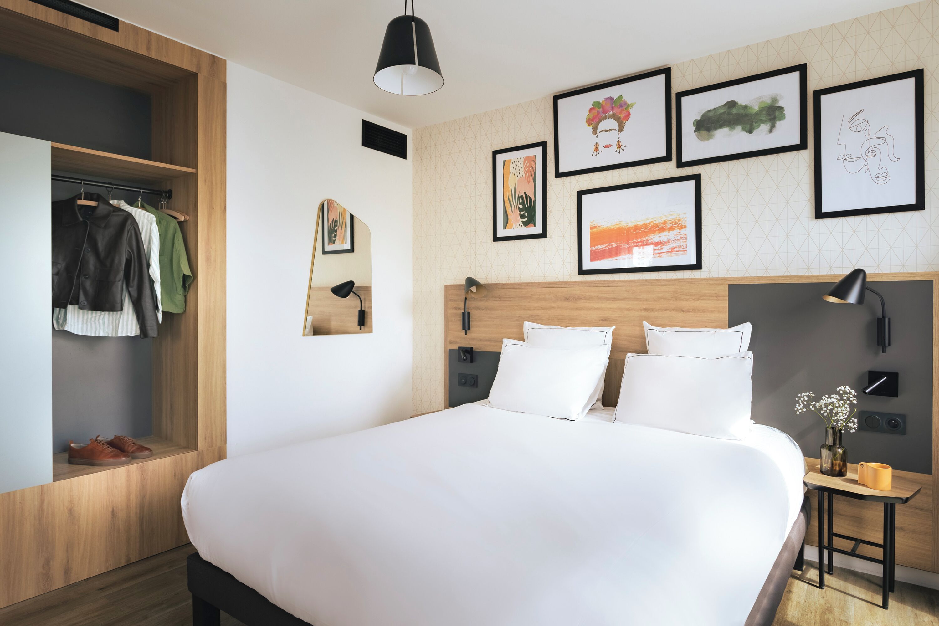 Apartment, 1 Bedroom | Premium bedding, in-room safe, desk, laptop workspace