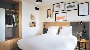 Apartment, 1 Bedroom | Premium bedding, in-room safe, desk, laptop workspace