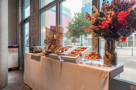 Daily buffet breakfast (EUR 19 per person)