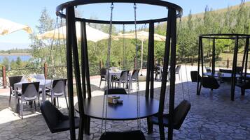 Petit déjeuner buffet compris tous les jours