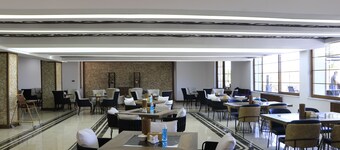 Snowdora Golet Hotel