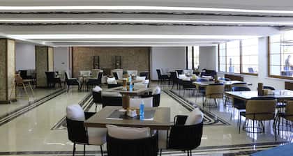 Snowdora Golet Hotel