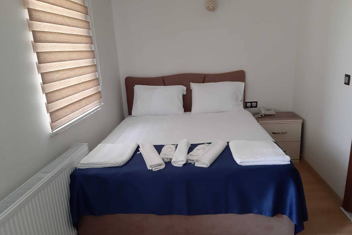 Classic Room, Lake View | WiFi (free)