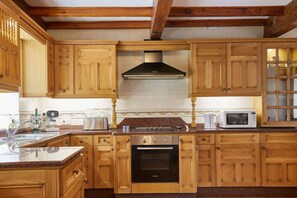 Coffee/tea maker, fridge, microwave, oven - Host & Stay | The Cottage Barn (Kildwick)