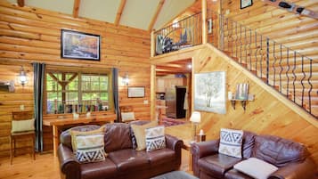 Cabin, 3 Bedrooms | Living area | Smart TV, streaming services