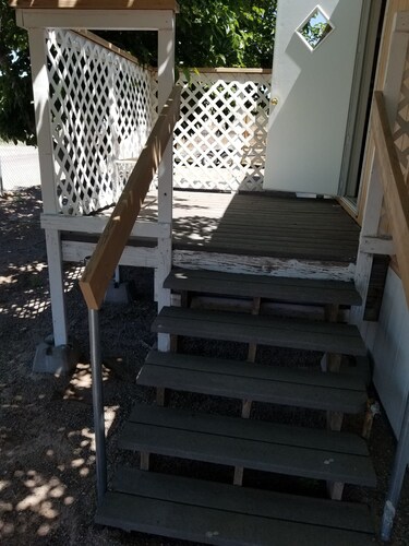 We are about one and a 1/2 miles from downtown and the hot tubs.