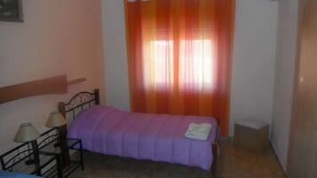 1 chambre, fer et planche Ă repasser, accĂšs Internet, draps fournis