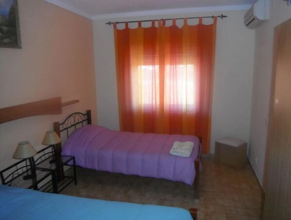 1 Schlafzimmer, Bügeleisen/Bügelbrett, Internetzugang, Bettwäsche