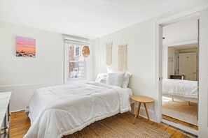 2 bedrooms, WiFi, bed sheets - 2BR Victorian 1 Block to Beach & Asbury | Ocean & Lake Views | 2BA Sleeps 4 (Ocean Grove)