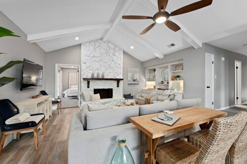 Spacious Retreat Near I-10 + Porch | Sleeps 10