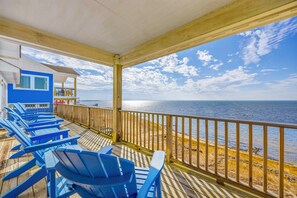 Property grounds - Soundfront w/ Pool, Hot Tub, Elevator, Game and Media Rooms, Windsports Access (Avon)