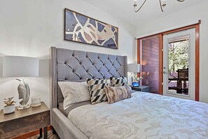 2 habitaciones, tabla de planchar con plancha, cuna de viaje y wifi 