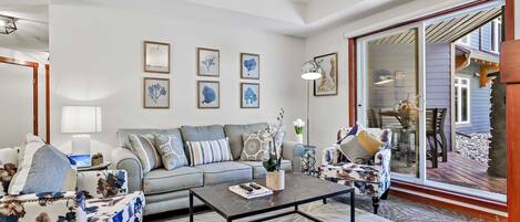 TV, fireplace, stereo, offices