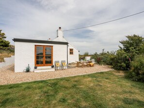 Cottage | Exterior - Plas Coch Rhoscolyn (Holyhead)