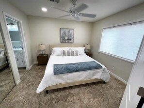 2 bedrooms, desk, iron/ironing board, travel crib - NEW! Modern Condo in Queens Bay with Amazing Views. (Lake Havasu City)