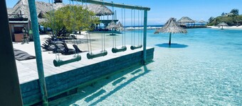 Blue Roatan Villa 3 Bedroom 2 & half bath in West Bay behind Ibagari Hotel 