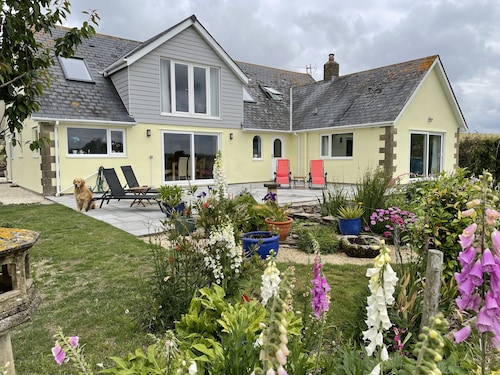 Devon rural country B&B Suite of rooms  with guest lounge and bathroom.