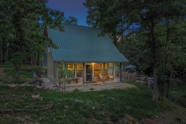 Creekside Oasis