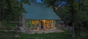 Big Pine Holler -1 mi to Beaver Lake-Cabin-Hot Tub