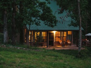 Exterior - Big Pine Holler -1 mi to Beaver Lake-Cabin-Hot Tub (Rogers)