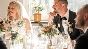 Innenbereich für Hochzeiten