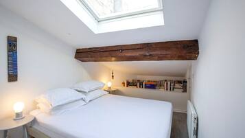 2 chambres, fer et planche Ă repasser, Wi-Fi gratuit, draps fournis