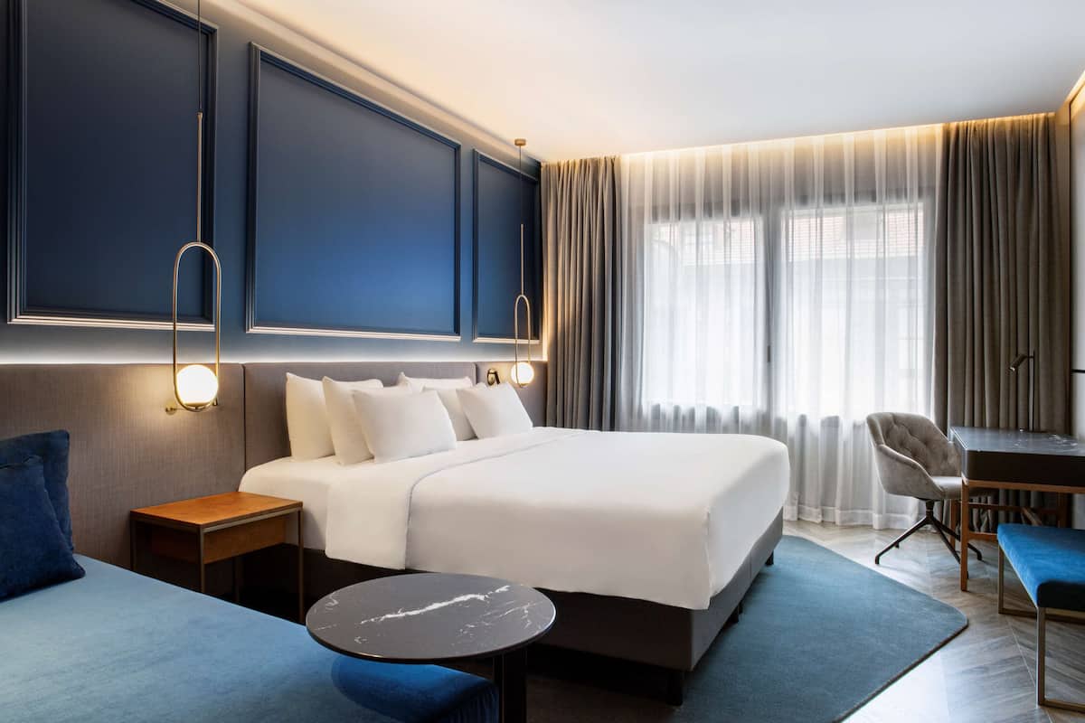In-room safe, desk, laptop workspace, soundproofing
