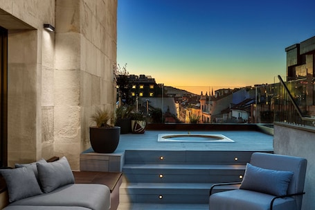 Room amenity. Radisson Collection Bilbao