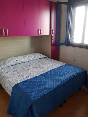 1 bedroom, iron/ironing board, bed sheets
