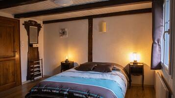 2 slaapkamers, reisbedje, gratis wifi, beddengoed