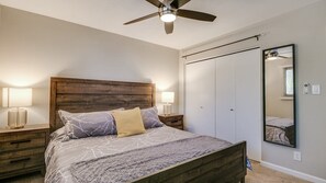 Studio (2 Bedrooms)