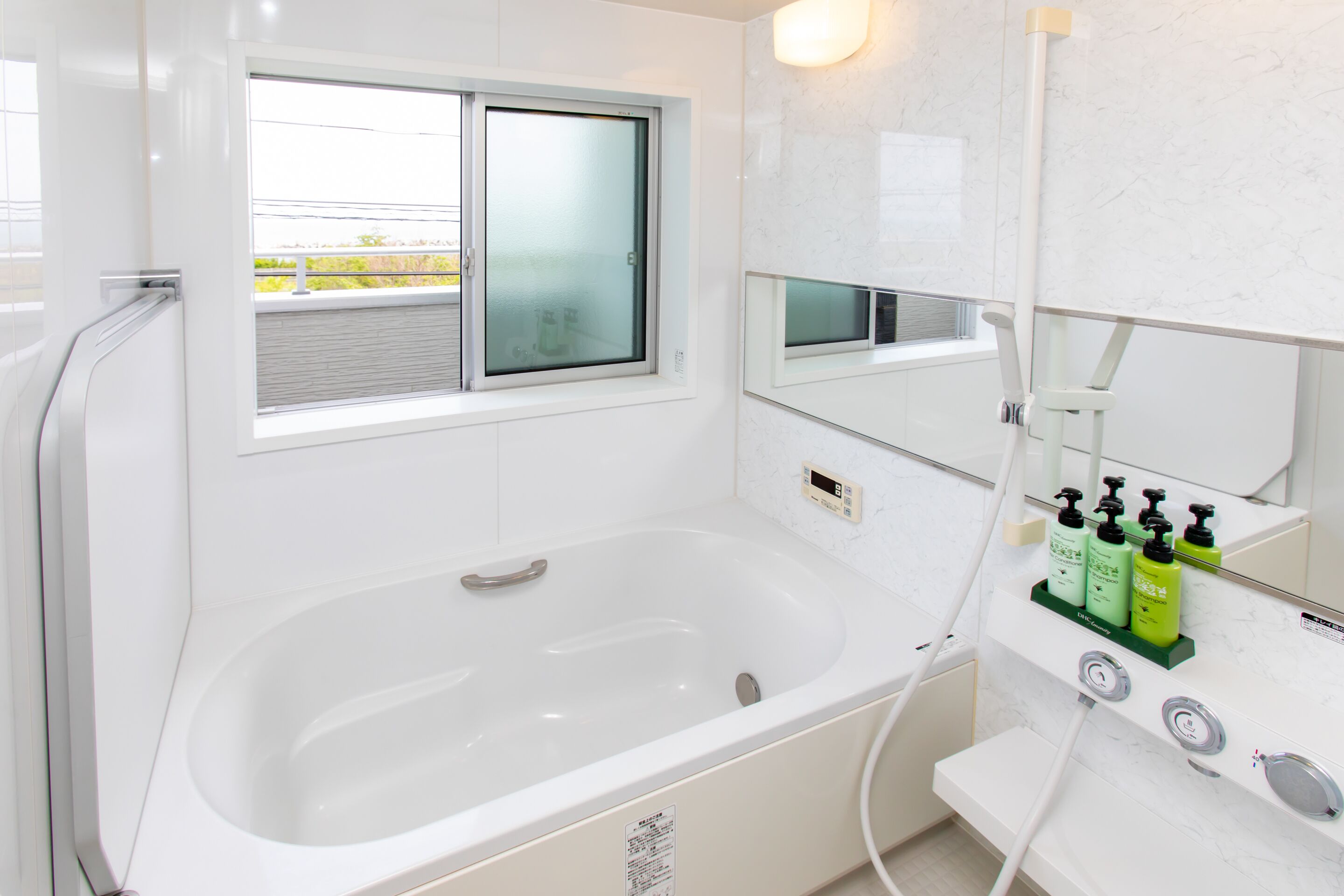 华丽双床房, 无烟房 | 浴室 | 吹风机、拖鞋、卫生纸