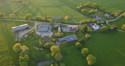 Maison Dans une Ancienne Ferme sur 3,5ha