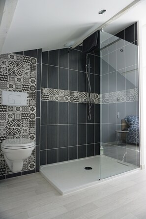 Bathtub