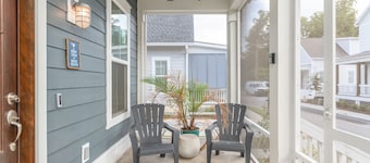 Old Town Bluffton Home + FREE Golf Cart Luxury Home - Sleeps 8