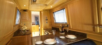 Intuition Narrowboat