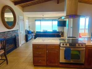 Interior - Oceanfront Dolphin Views at the Edge of the USA. 2-Bed 1-Bath Pet-Friendly. (Encinitas)