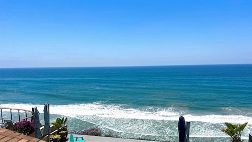Oceanfront Dolphin Views at the Edge of the USA. 2-Bed 1-Bath Pet-Friendly.