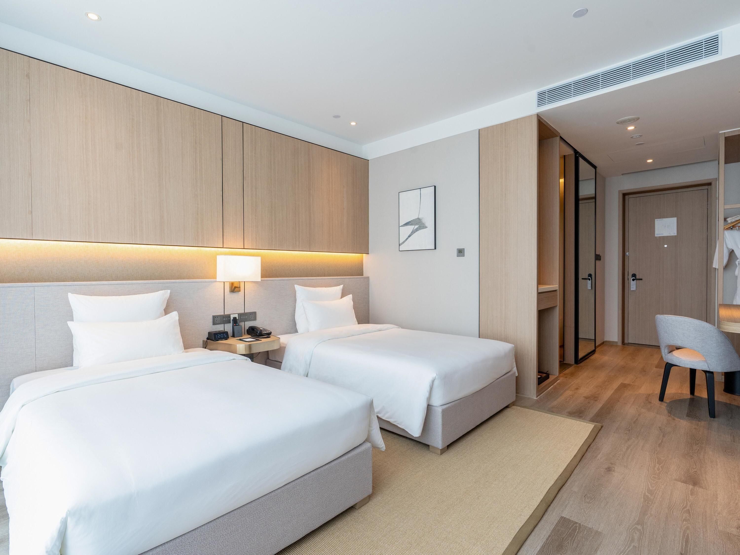 Standard Room, 2 Twin Beds | Individually decorated, individually furnished, desk, laptop workspace