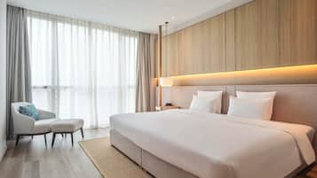 Superior Room, 1 King Bed