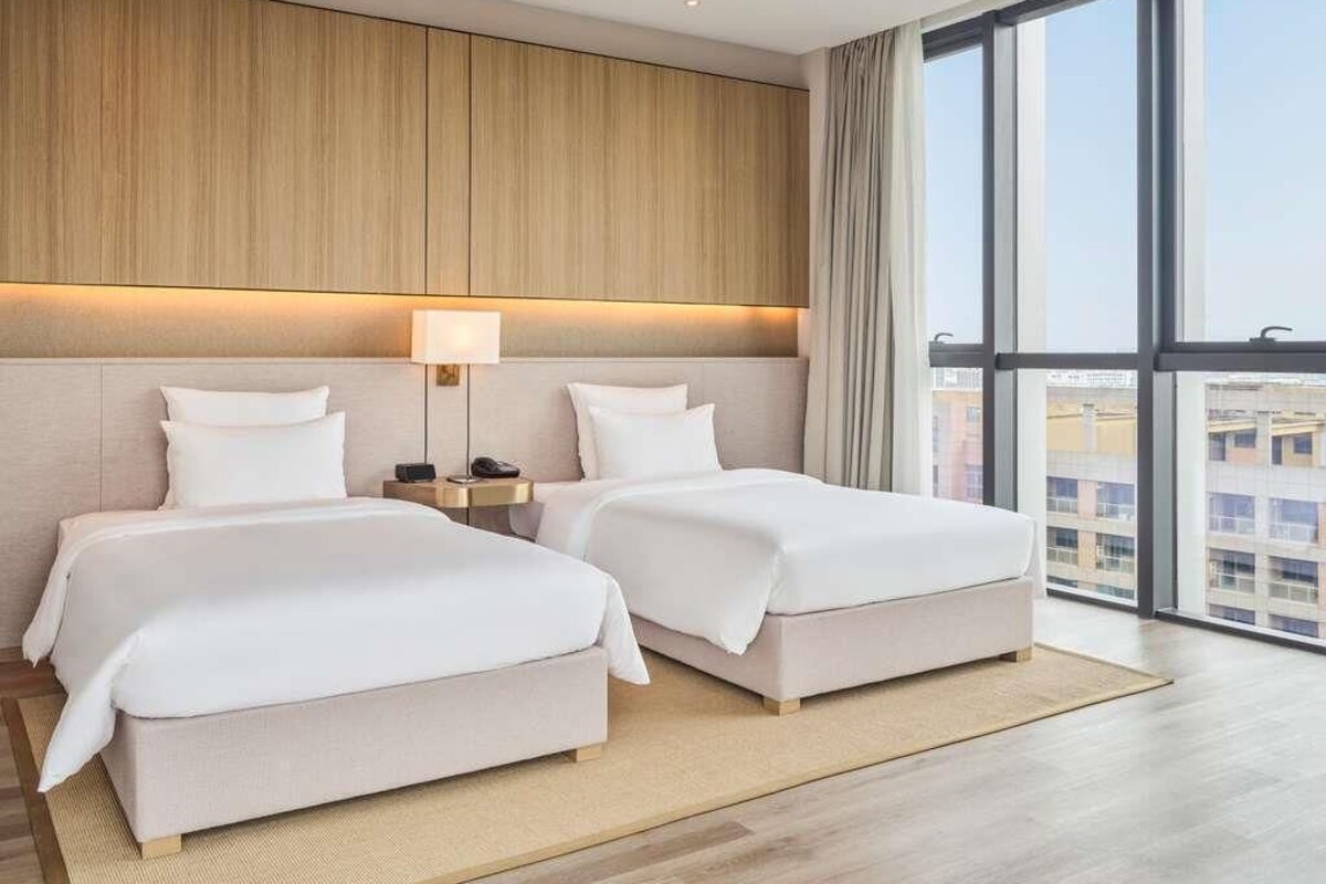 Deluxe Room, 2 Single Beds | Desk, laptop workspace, blackout curtains, free cots/infant beds