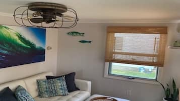 Smart TV, stereo