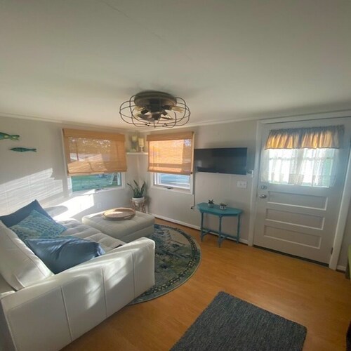 Casa De Las Olas - Cute cozy cottage in Westerly, RI