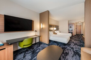 Desk, laptop workspace, free WiFi, bed sheets