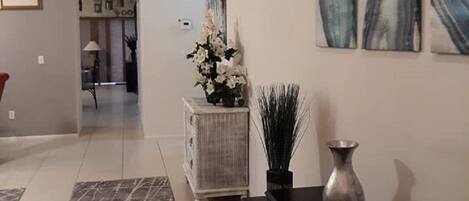 House, Multiple Beds, Private Pool, Golf View | Living room