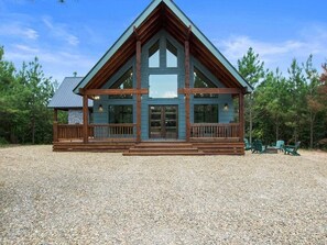 Exterior - Beautifully decorated just minutes from restaurants, and other local attractions (Broken Bow)