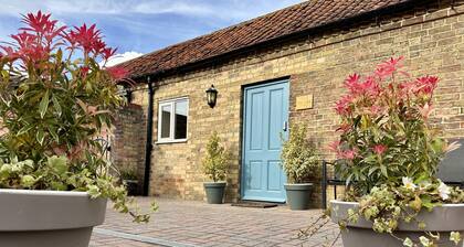 Charming Hen Cottage Countryside Retreat Lincoln